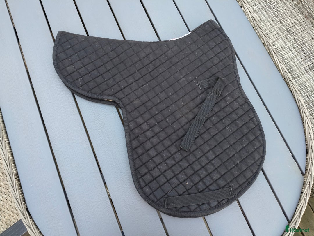 Schabrak & Vojlockar hästutrustning till salu: Diverse schabrak, paddar & vojlockar i Ljungbyholm - Annons 20