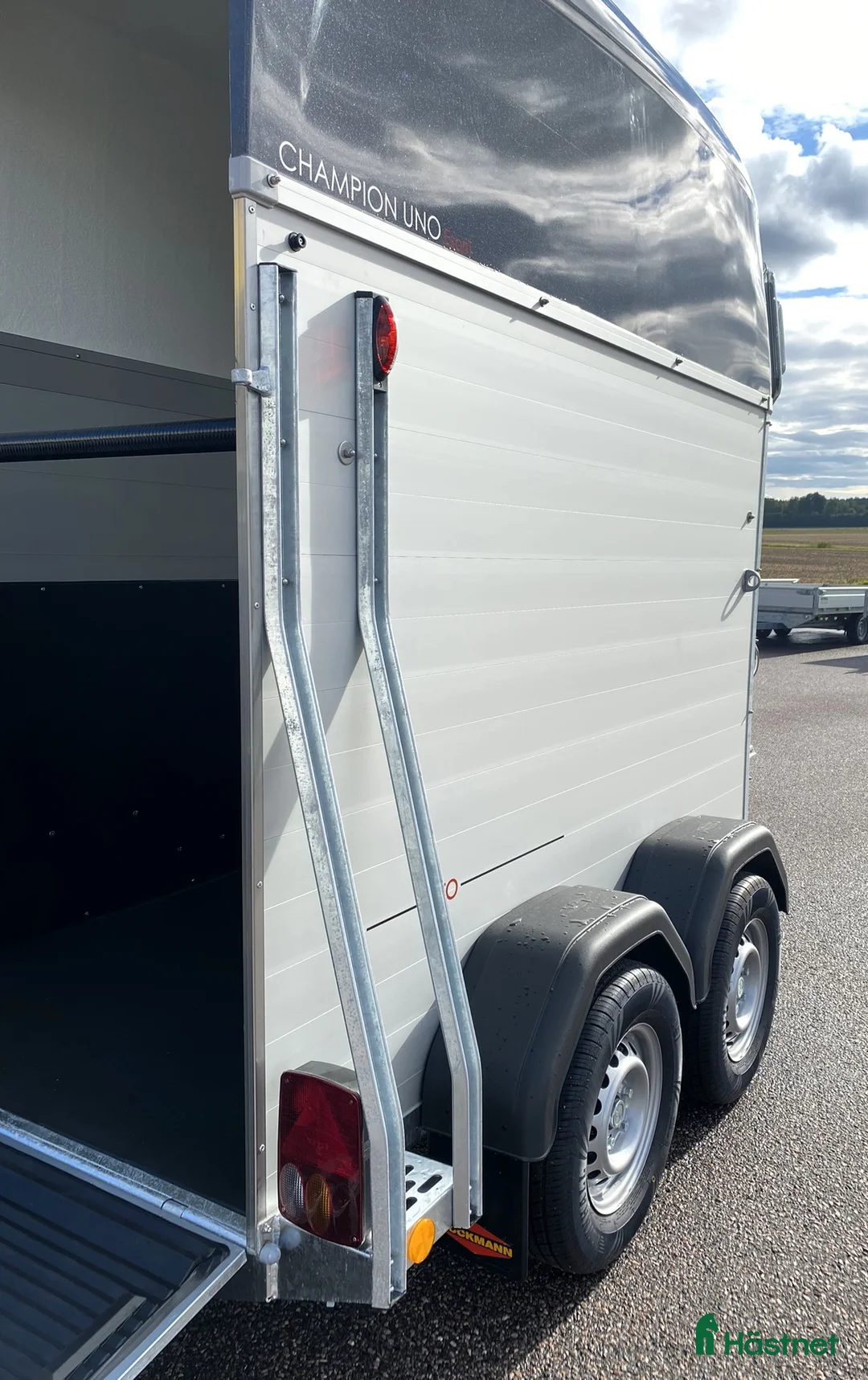 Hästtransporter  fordon & transport till salu: 1,5-hästars + sadelkammare -Kvalitet till bra pris i Kvicksund - Annons 17