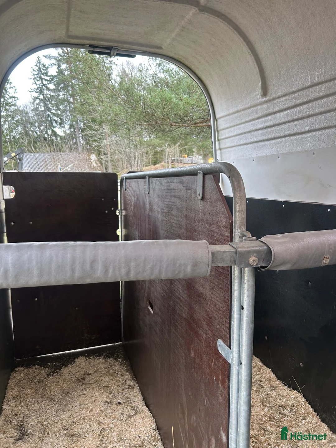 Hästtransporter  fordon & transport till salu: Boj hästtransport SEH - Annons 2