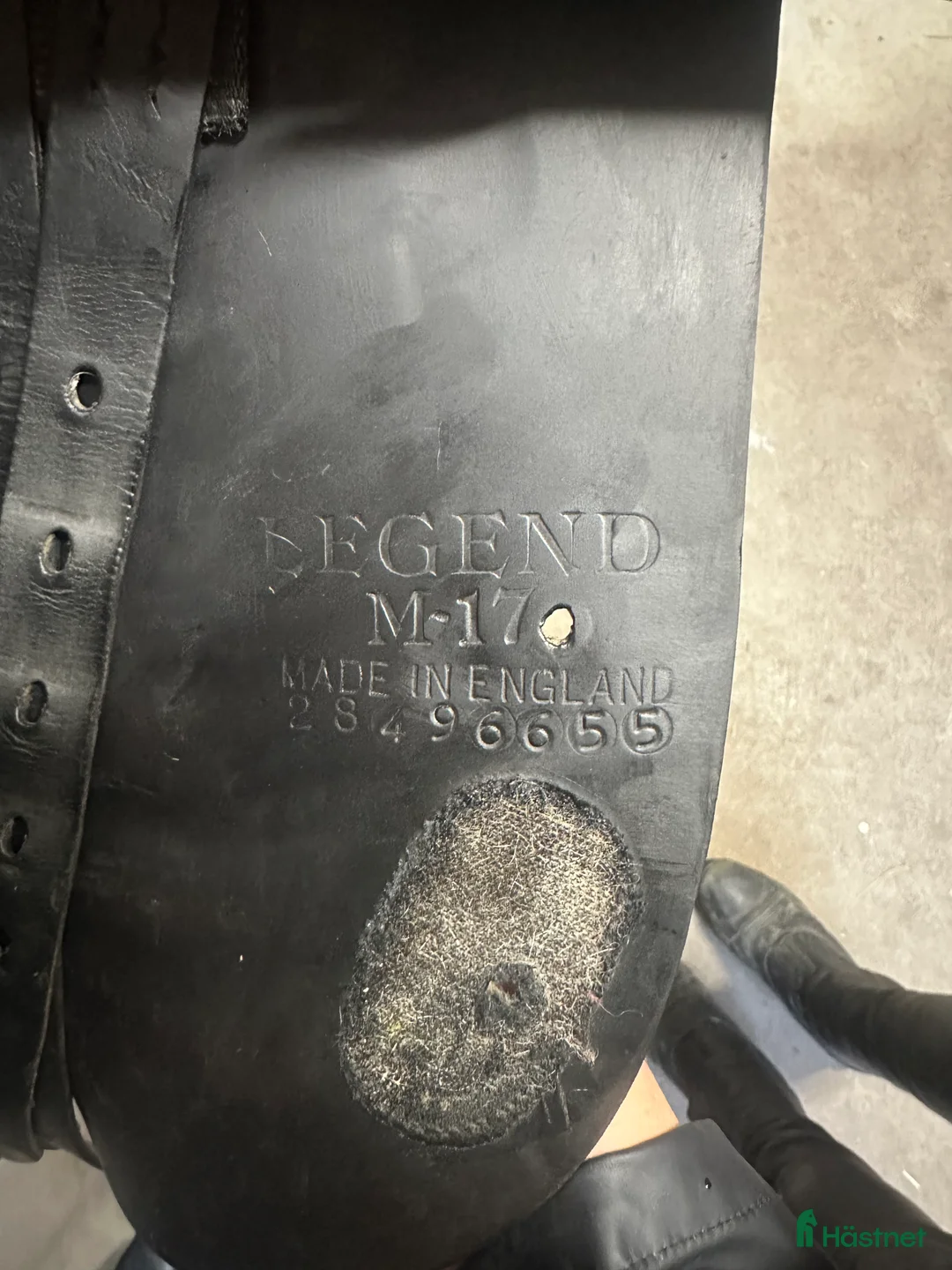 Sadlar hästutrustning till salu:  Albion legend hoppsadel 17tum  i Örebro - Annons 10