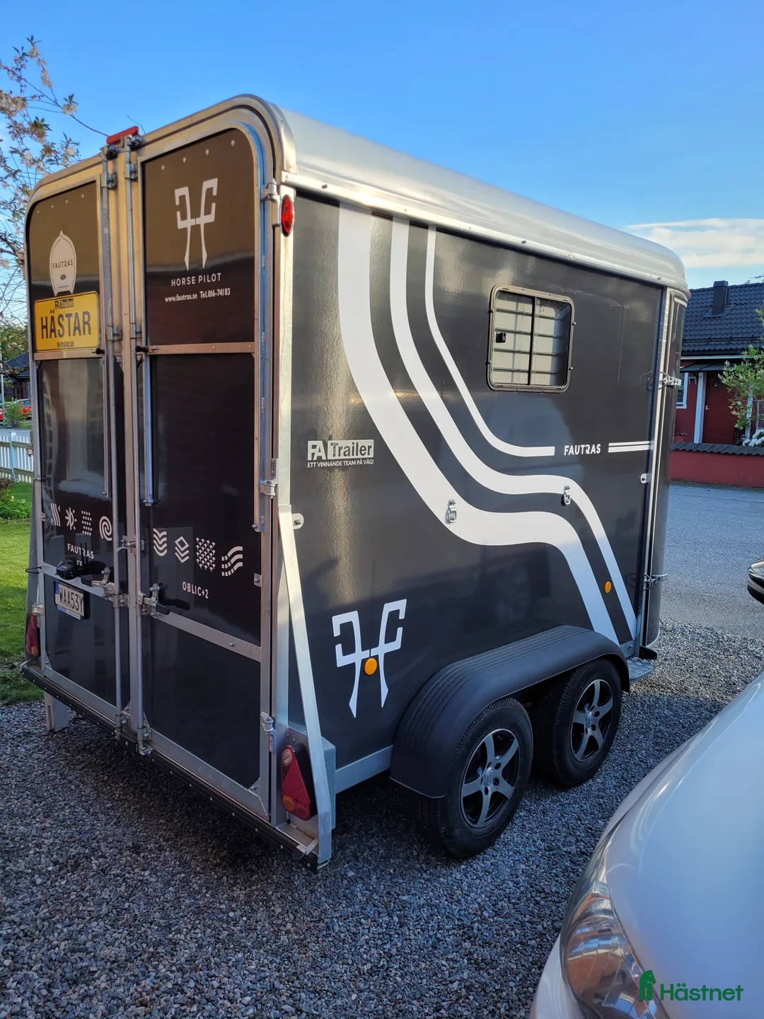 Hästtransporter  fordon & transport till salu: Fransk premium transport Fautras Oblic+2 i Kumla - Annons 1