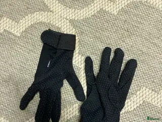 Övrig Ryttarutrustning ryttarutrustning till salu: RIDHANDSKAR (M) i Klagstorp - Annons 3