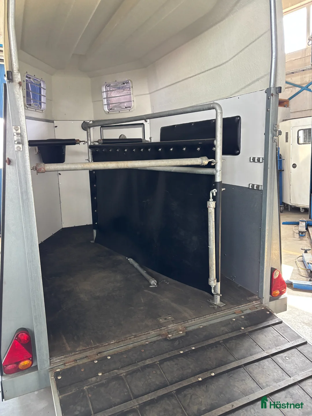 Hästtransporter  fordon & transport till salu: Värmlandsvagn nyrenoverad - Annons 9