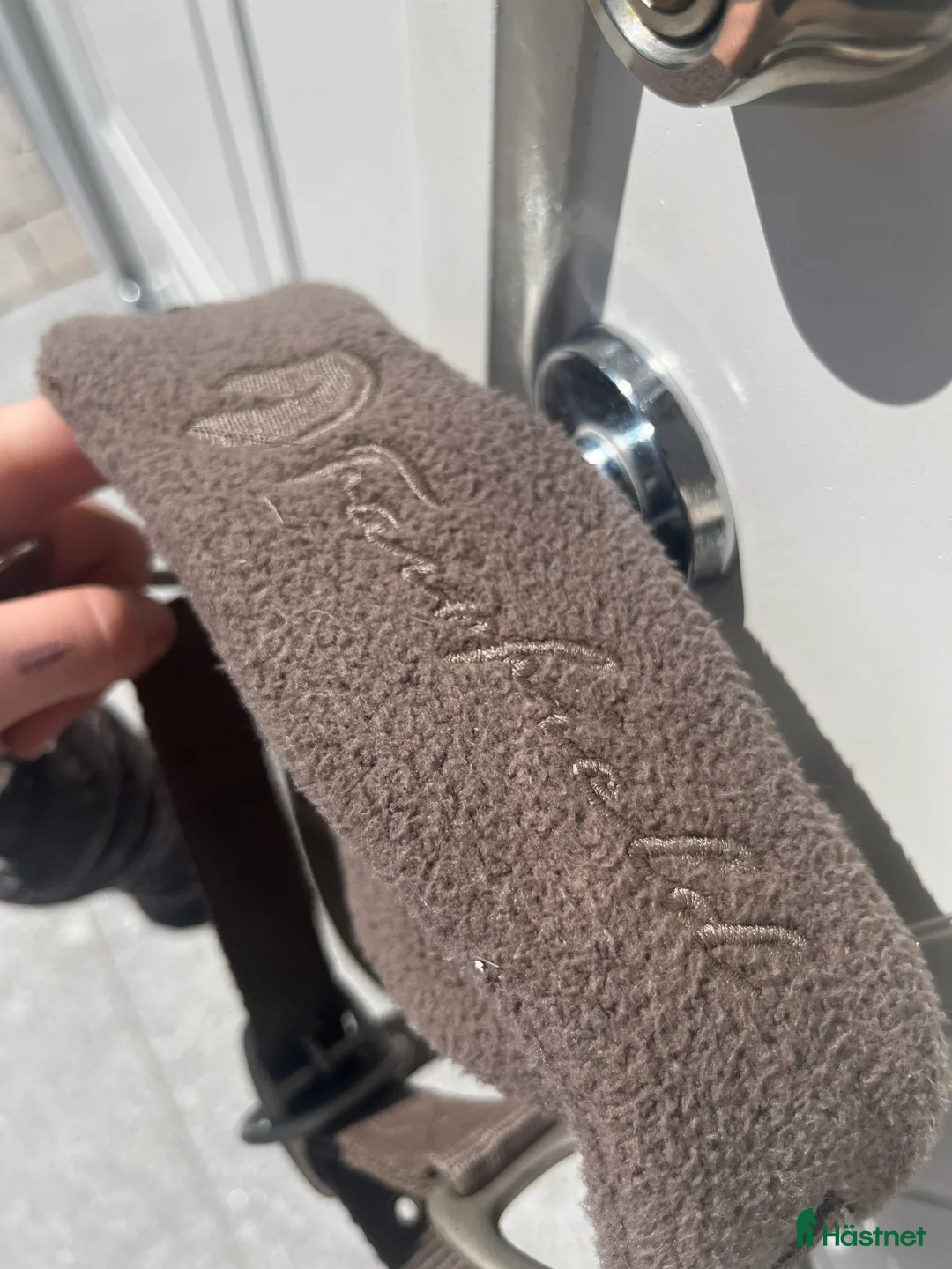 Övrig Hästutrustning hästutrustning till salu: Ljusbrun grimma + grimskaft i Åkersberga - Annons 7