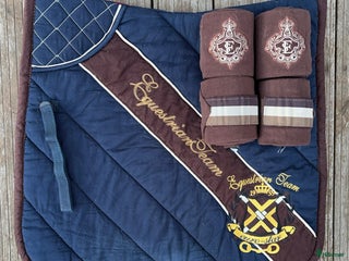 Schabrak & Vojlockar hästutrustning till salu: Euro-Star schabrak +lindor i Vallentuna - Annons 4