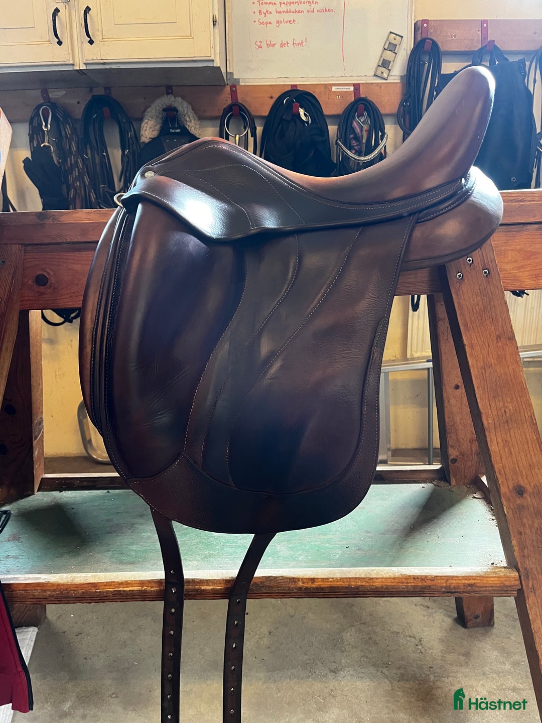 Sadlar hästutrustning till salu: Fantastisk sadel! i Varberg - Annons 2