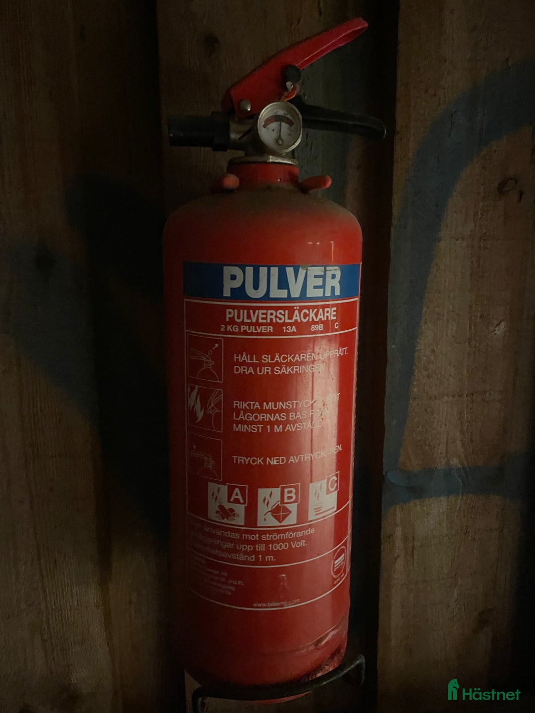 Stallinredning, stängsel & gård övrig utrustning till salu: Pulverbrandsläckare i Uppsala - Annons 1