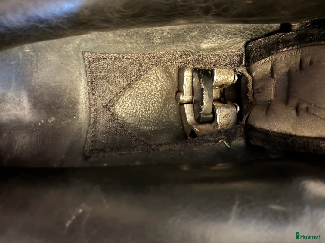 Sadlar hästutrustning till salu: Santa Cruz Arthur deleuxe ställbar bom i Asarum - Annons 7