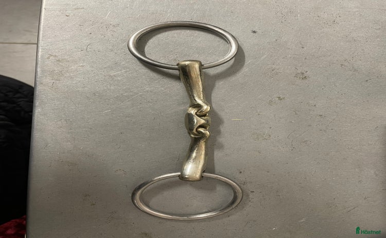 Bett hästutrustning till salu i Töllsjö - Annons 16