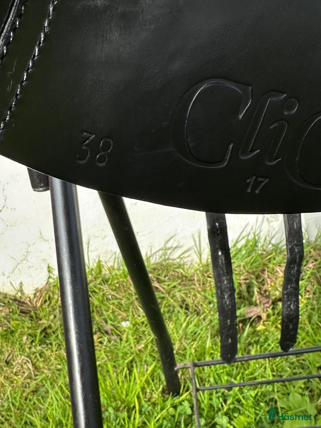 Sadlar hästutrustning till salu: Bred dressyrsadel  i Helsingborg - Annons 4