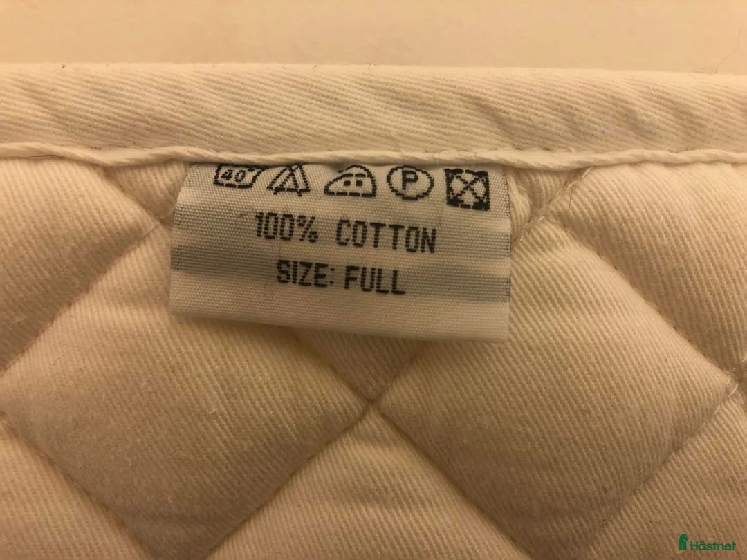 Schabrak & Vojlockar hästutrustning till salu: Schabrak dressyr/allround i Härryda - Annons 1