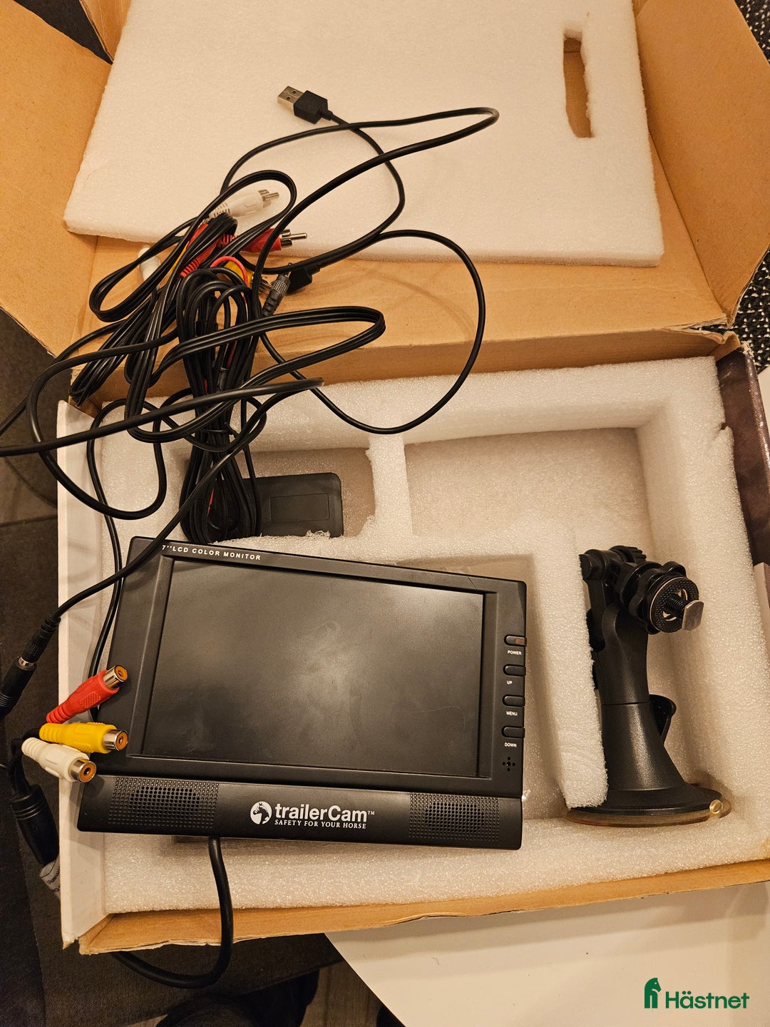 Hästtransporter  fordon & transport till salu: Thule Prestige 135 -2011 i Älta - Annons 6