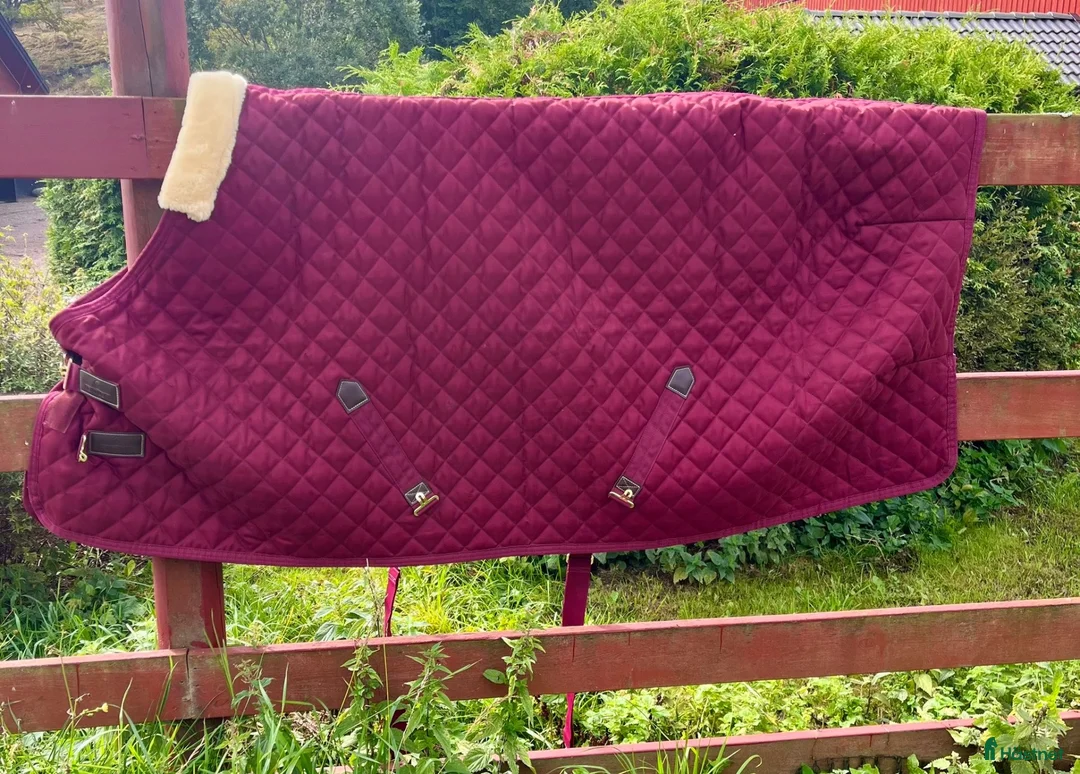 Täcken hästutrustning till salu: Stable rug 400g  - Annons 2