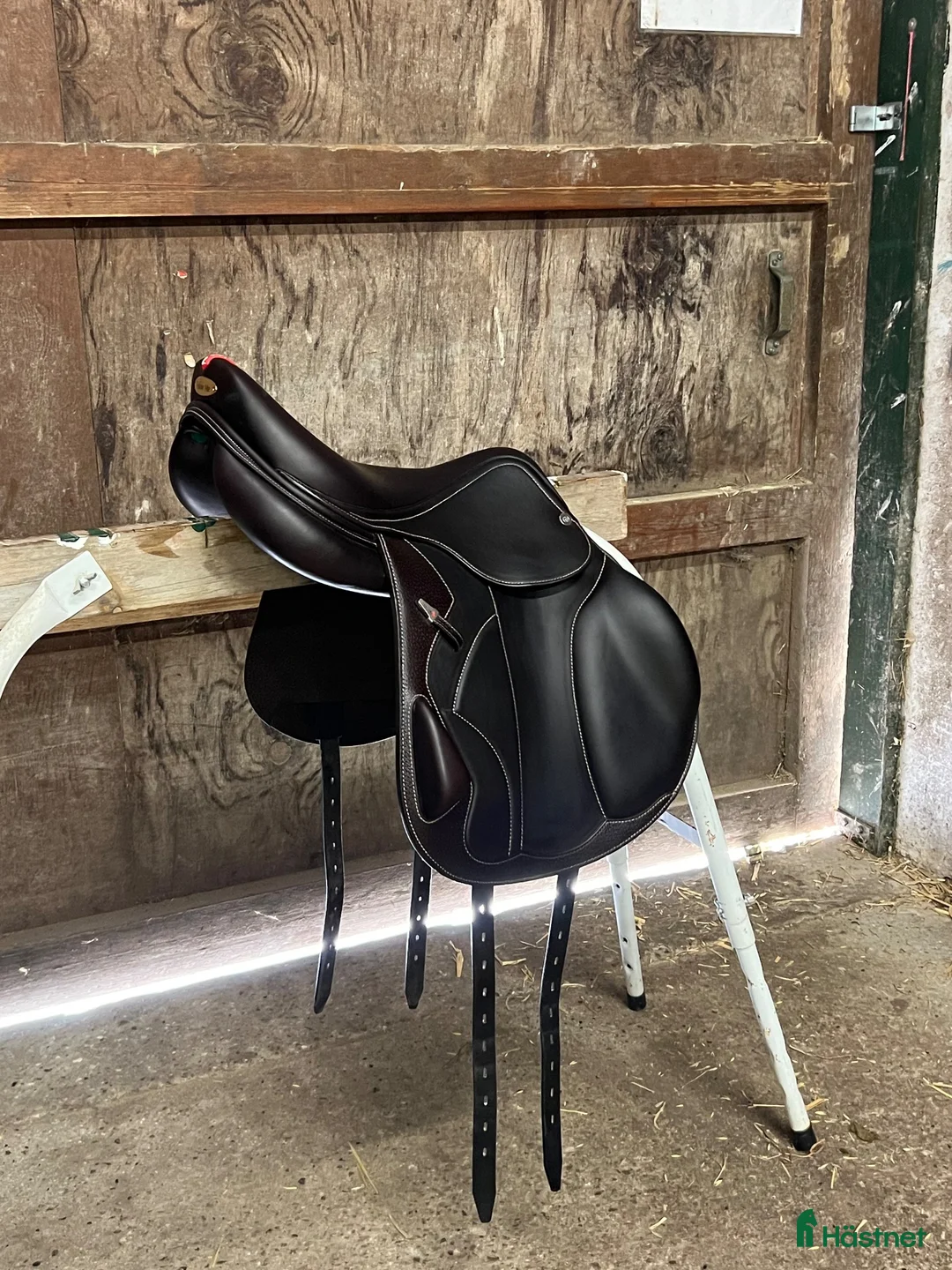 Sadlar hästutrustning till salu: Equipe EK-Evo 16,5” - Annons 2