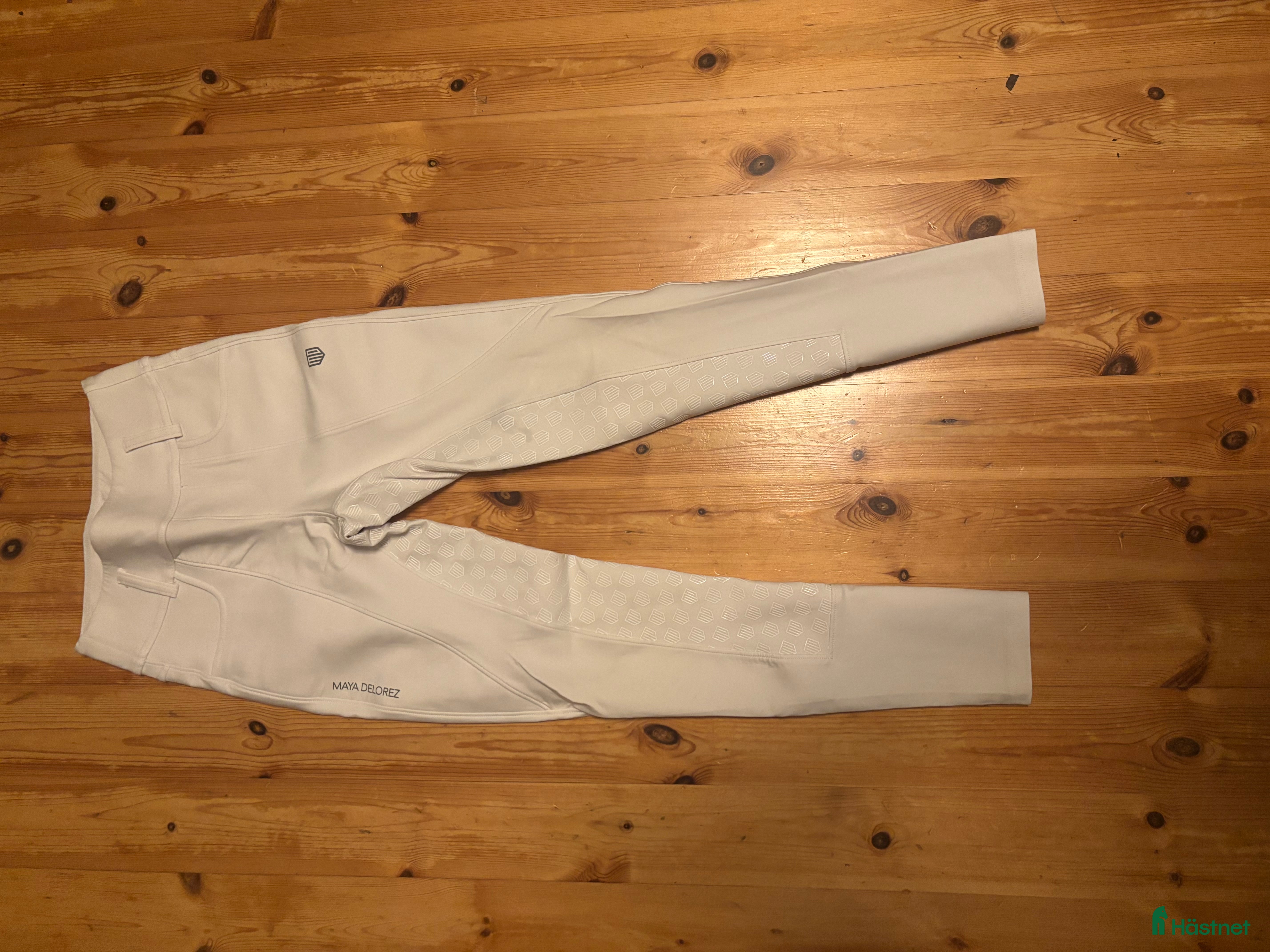 Ridbyxor ryttarutrustning till salu: Maya delorez Vienna Compression Breeches i Onsala - Annons 5