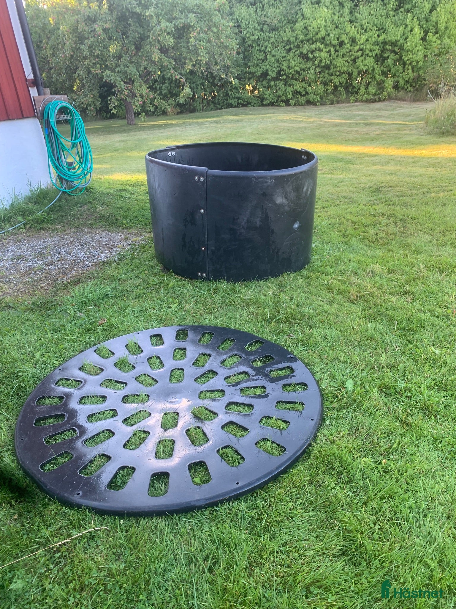 Stallinredning, stängsel & gård övrig utrustning till salu: Foderring + slowfeed lock stråfoder 125 cm - Annons 23