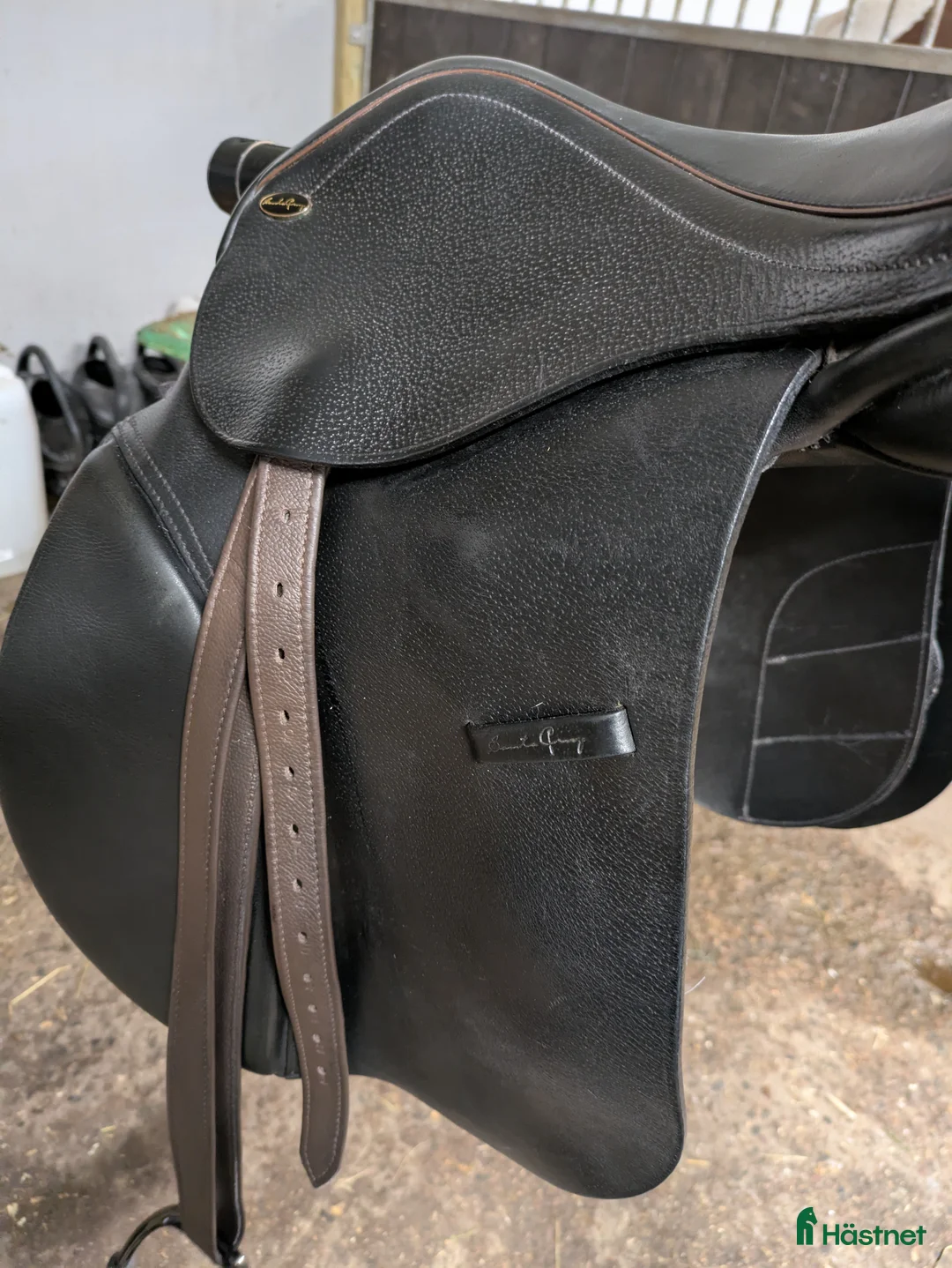 Sadlar hästutrustning till salu: Santa Cruz Sabine 16,5 i Åkersberga - Annons 2