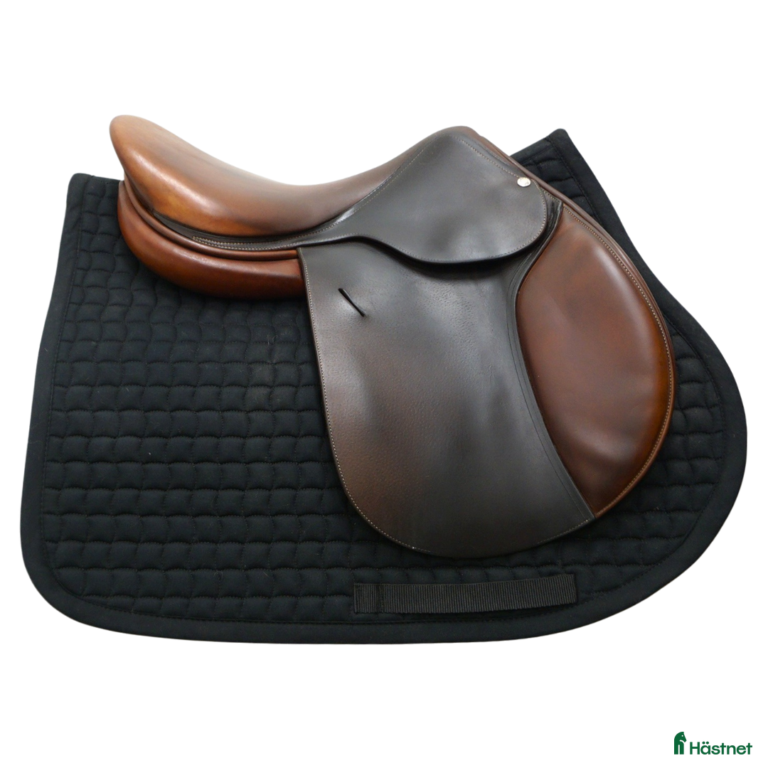 Sadlar hästutrustning till salu: Butet C 17" 1,5 kåpa  i Upplands Väsby - Annons 2