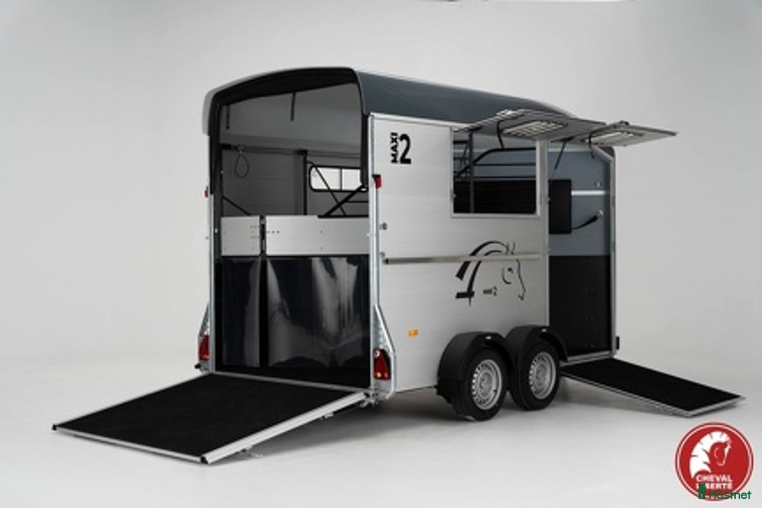 Hästtransporter  fordon & transport till salu: Cheval Liberté Maxi 2 Diagonallastad i Harestad - Annons 10