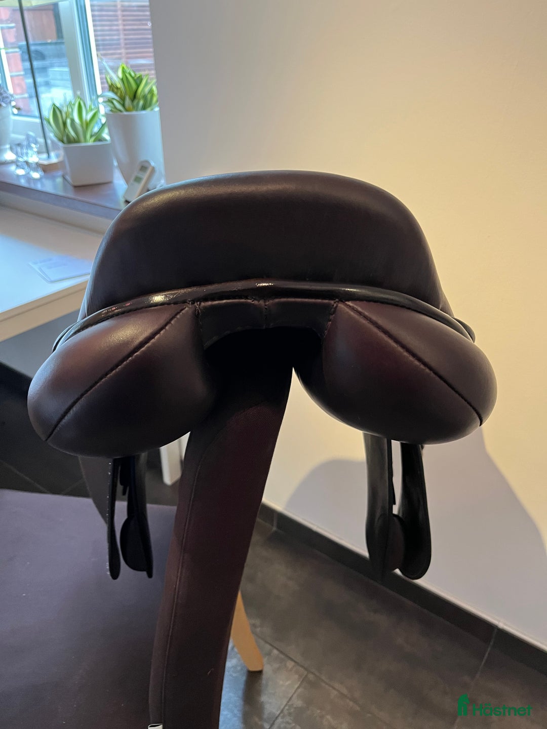 Sadlar hästutrustning till salu: Kemnevall hoppsadel i Asarum - Annons 6