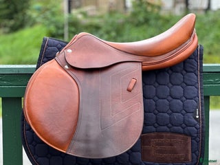 Sadlar hästutrustning till salu: Renaissance Sublime i nyskick. i Jonsered - Annons 1