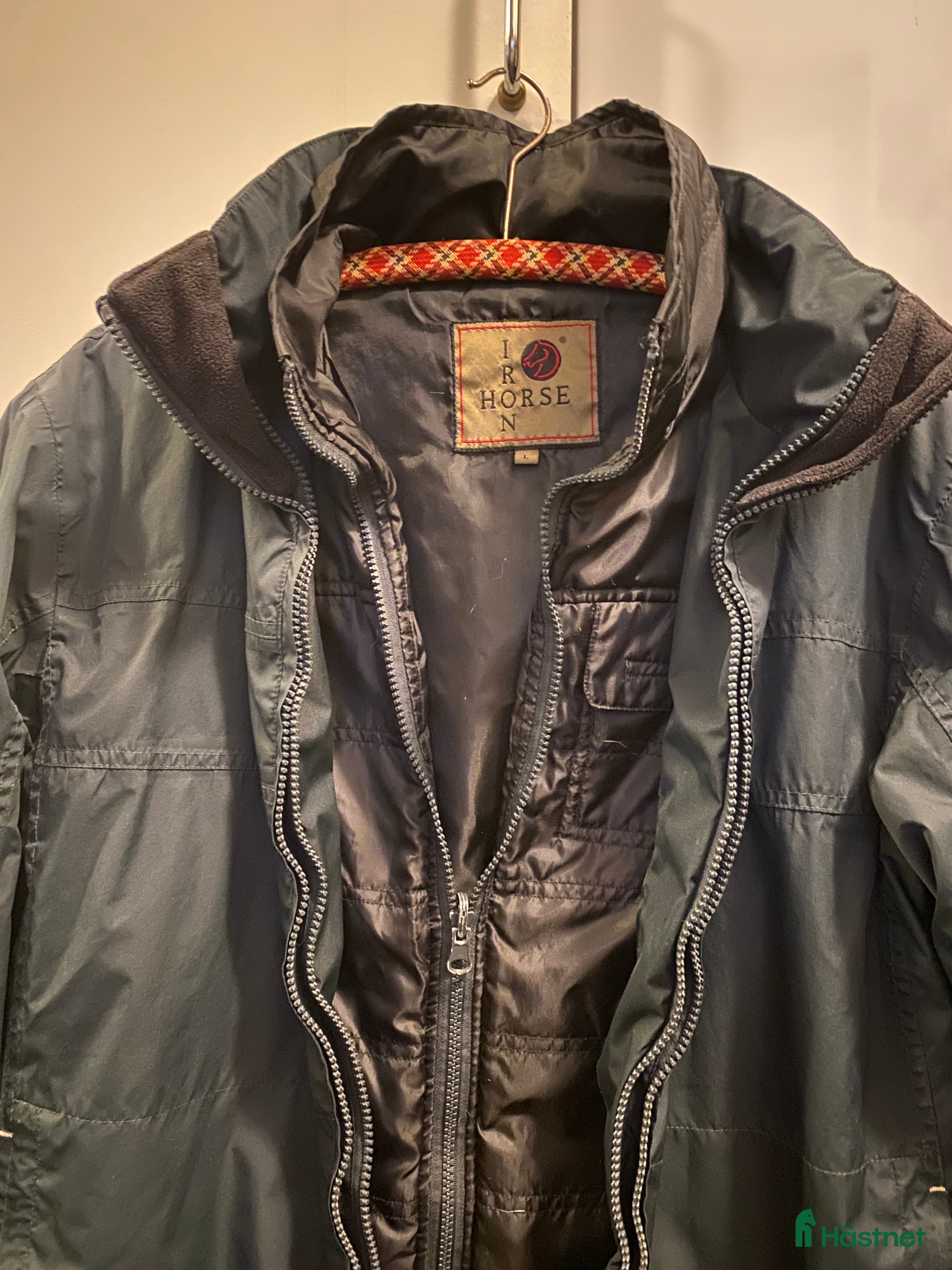 Jackor & Kavajer ryttarutrustning till salu: Mångsidig jacka i Klagshamn - Annons 21