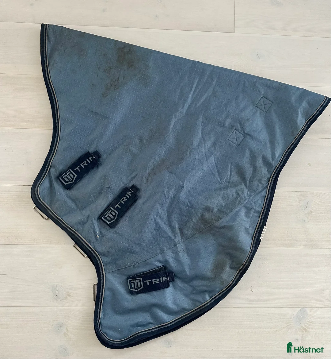 Täcken hästutrustning till salu: Vintertäcke 300g & halstäcke 100g - Annons 3