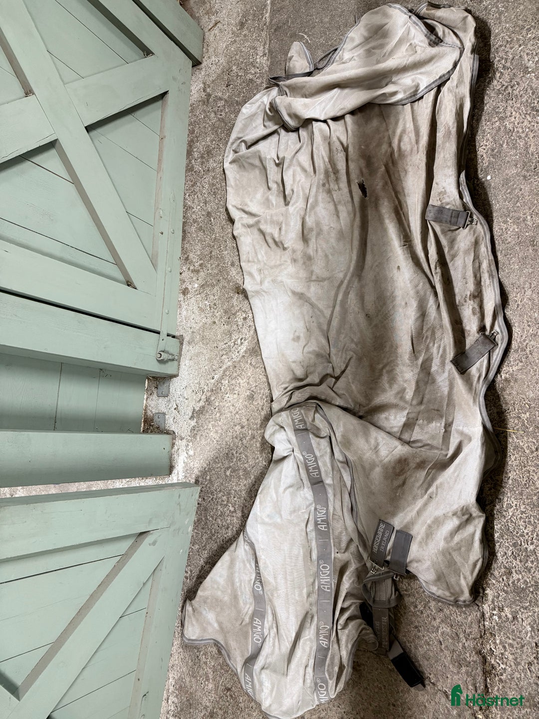 Täcken hästutrustning till salu: Blandade hästtäcken sto 160-165 i Nora - Annons 4