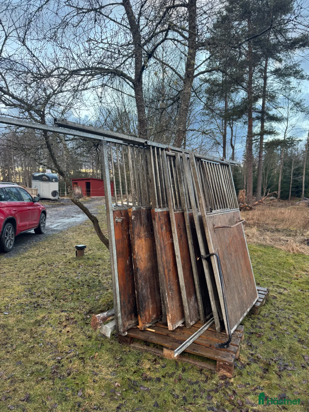 Stallinredning, stängsel & gård övrig utrustning till salu: Boxfronter 4 stycken  - Annons 5