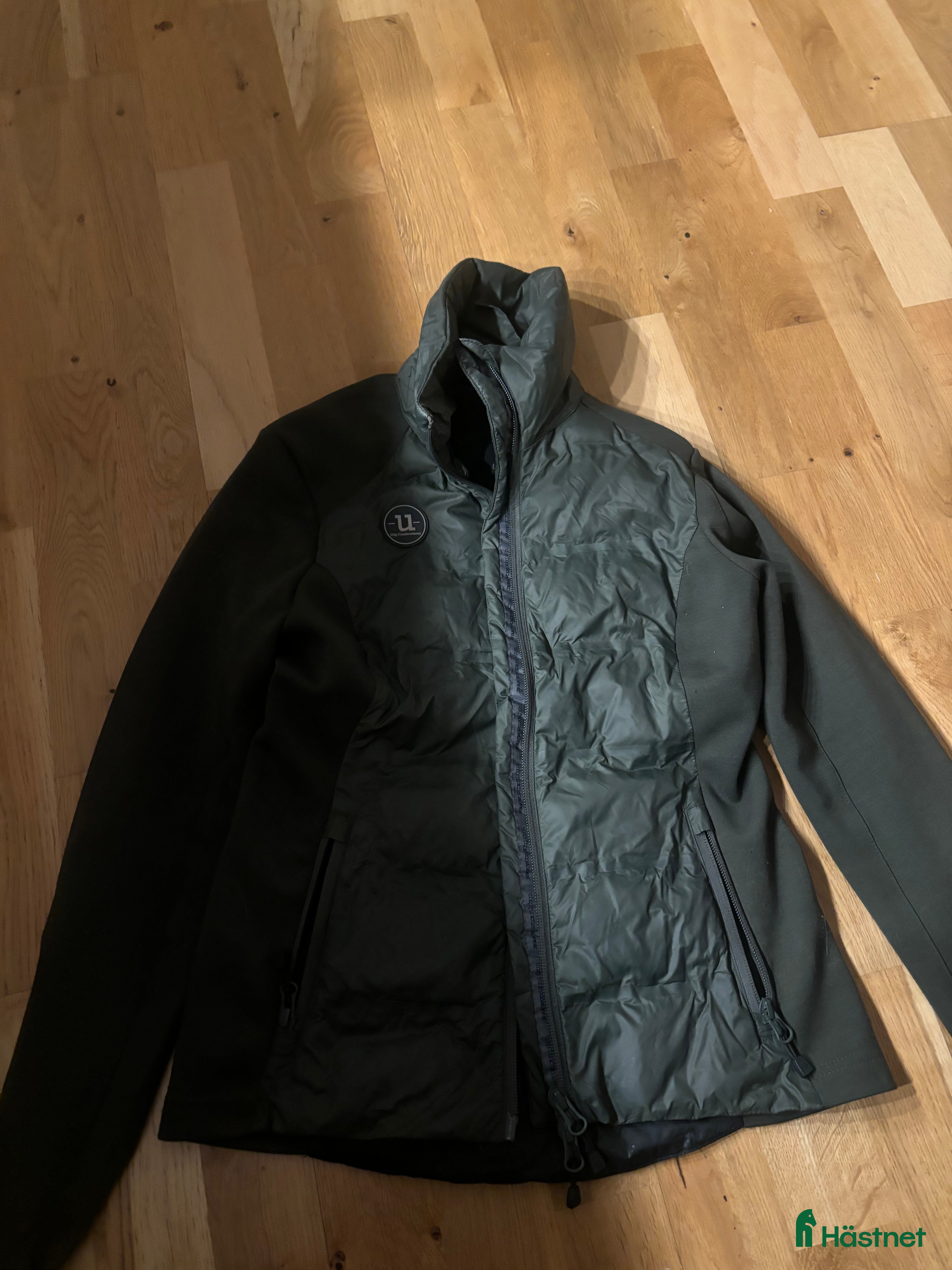 Jackor & Kavajer ryttarutrustning till salu: Grön uhip jacka - Annons 7