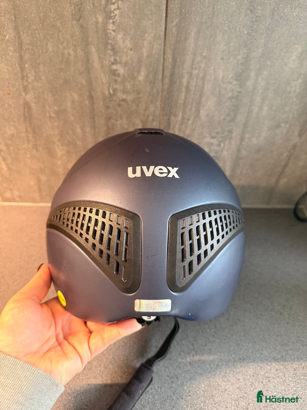 Hjälmar ryttarutrustning till salu: Exxential III MIPS ridhjälm i Malmö - Annons 4