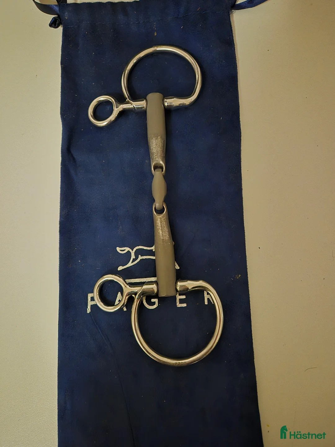 Bett hästutrustning till salu: Fager Emil Titan baucherbett i Lyckeby - Annons 2