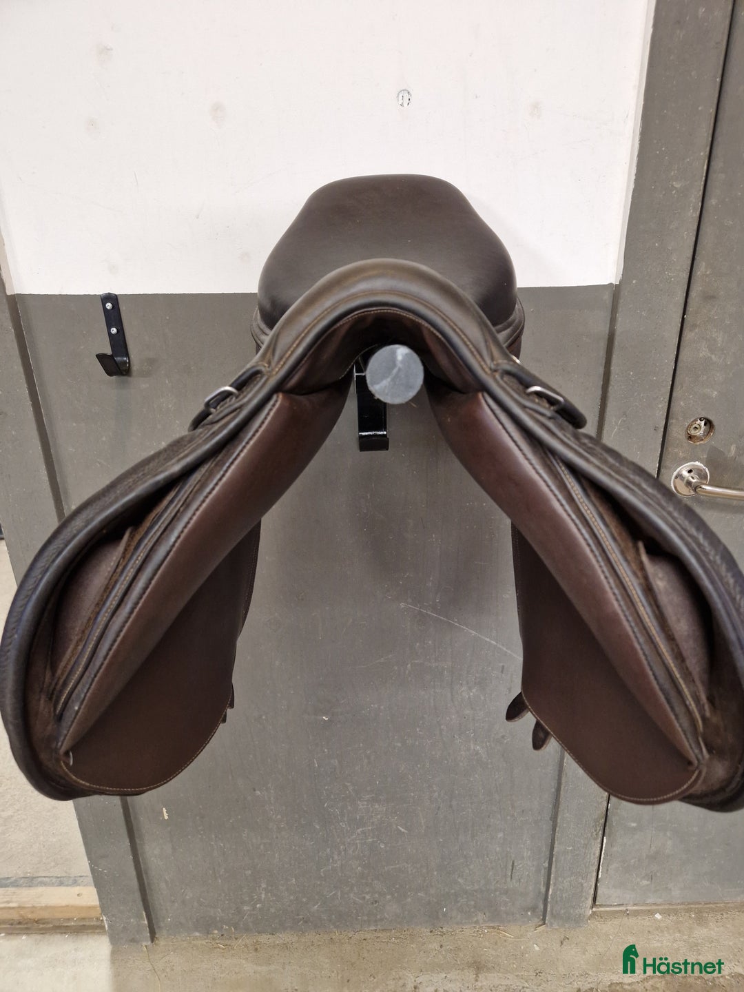 Sadlar hästutrustning till salu: Hoppsadel i Stjärnhov - Annons 4