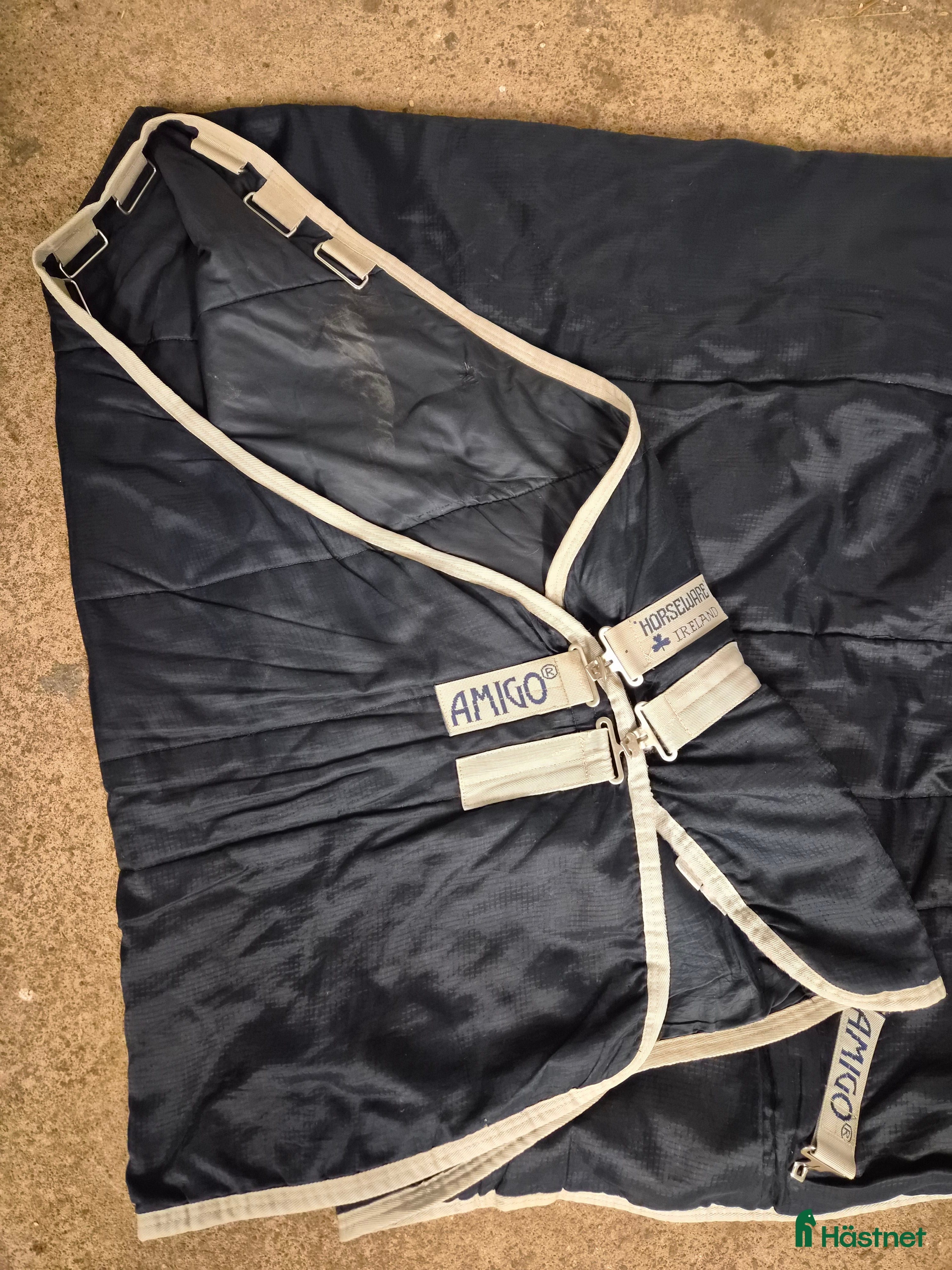 Täcken hästutrustning Amigo Insulator 200g i Växjö - Annons 8