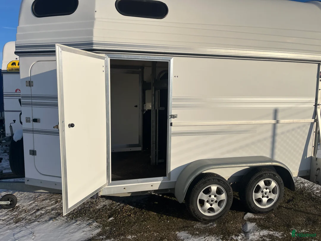 Hästtransporter  fordon & transport till salu: Renoverad Boj Bravo 220SEH i Klippan - Annons 2