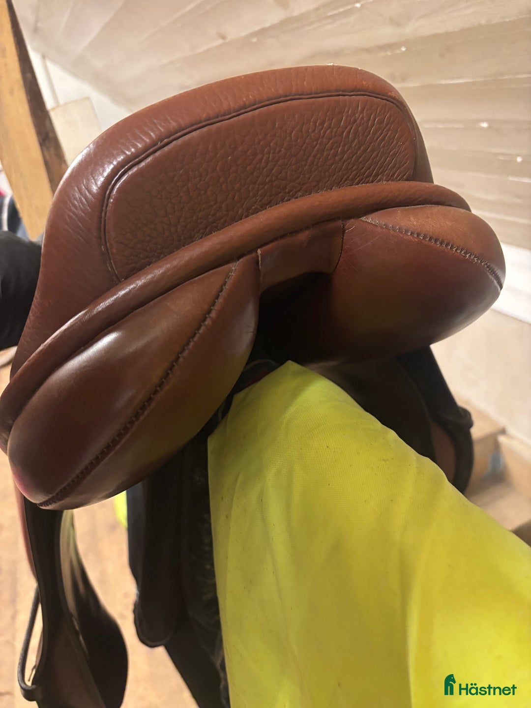 Sadlar hästutrustning till salu: Hoppsadel i Habo - Annons 4