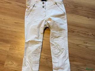 Ridbyxor ryttarutrustning till salu: Fina vita ridbyxor i Rättvik - Annons 4