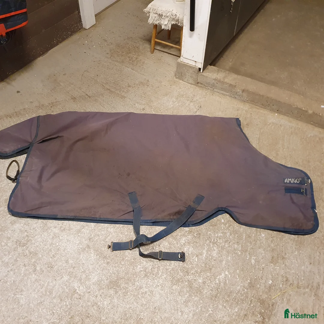 Täcken hästutrustning till salu: Horseware Amigo Hero 6 plus heavy 6.3/140 i Tranås - Annons 2