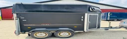 Hästtransporter  fordon & transport till salu: Thiel De Luxe (2014) i Billdal - Annons 6