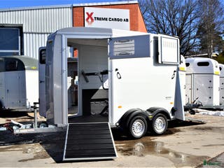 Hästtransporter fordon & transport till salu: Notos Alu Frontutlastning i Kvicksund - Annons 7