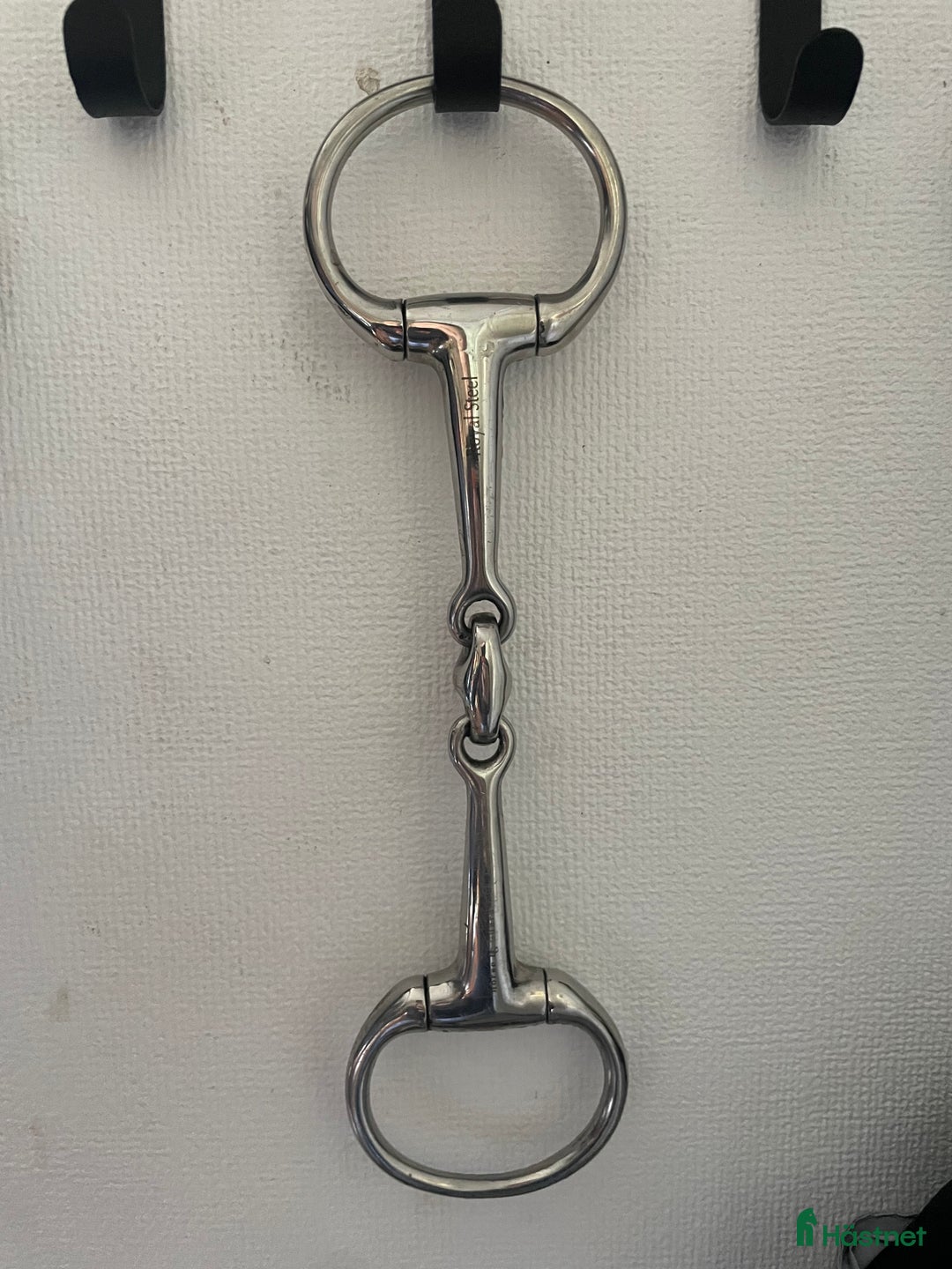 Bett hästutrustning till salu: Muffbett i Älmhult - Annons 1