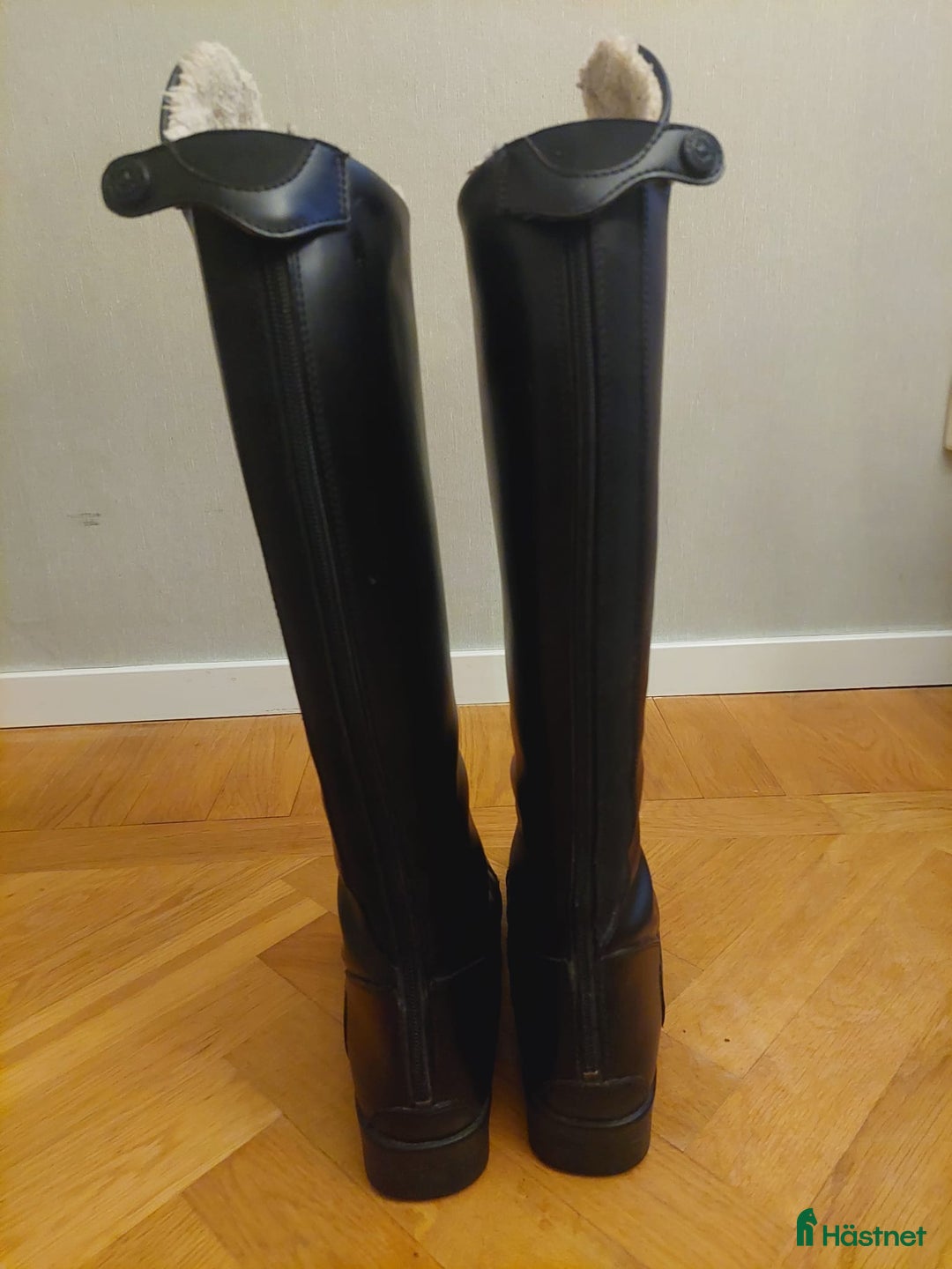 Ridstövlar ryttarutrustning till salu: Vinterridstövlar i gott skick i Hestra - Annons 3