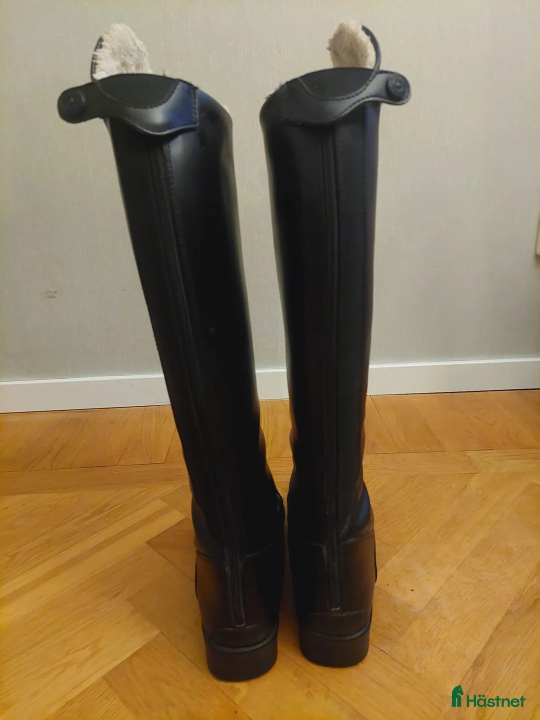 Ridstövlar ryttarutrustning till salu: Vinterridstövlar i gott skick i Hestra - Annons 3