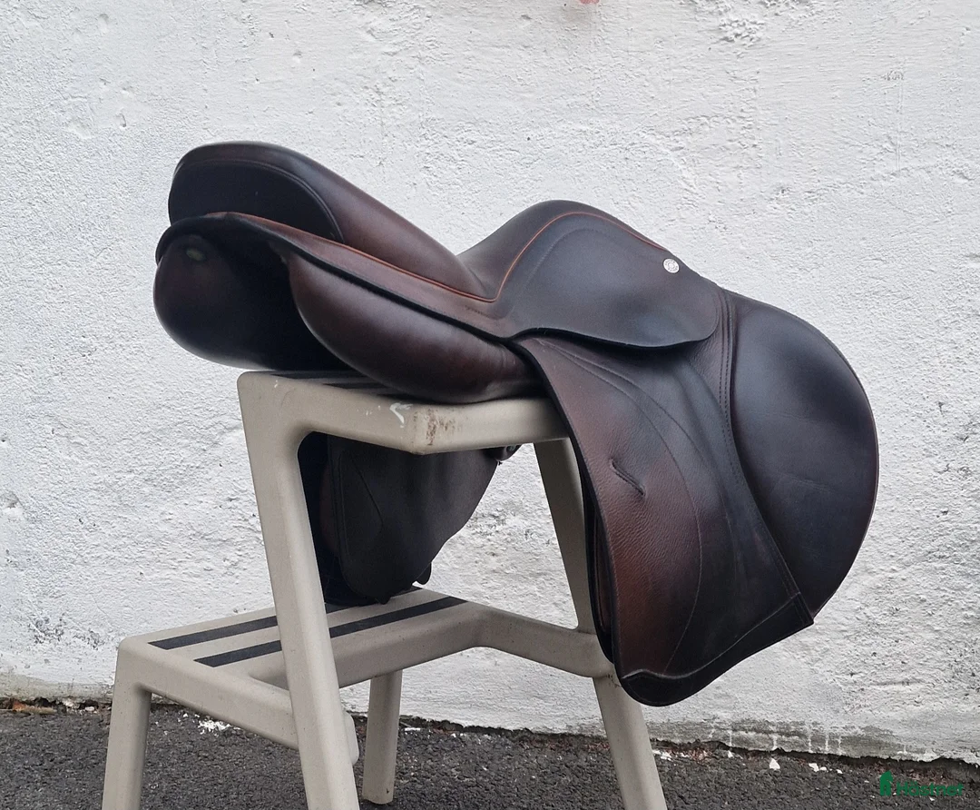 Sadlar hästutrustning till salu: Equipe Expression Special i Matfors - Annons 5