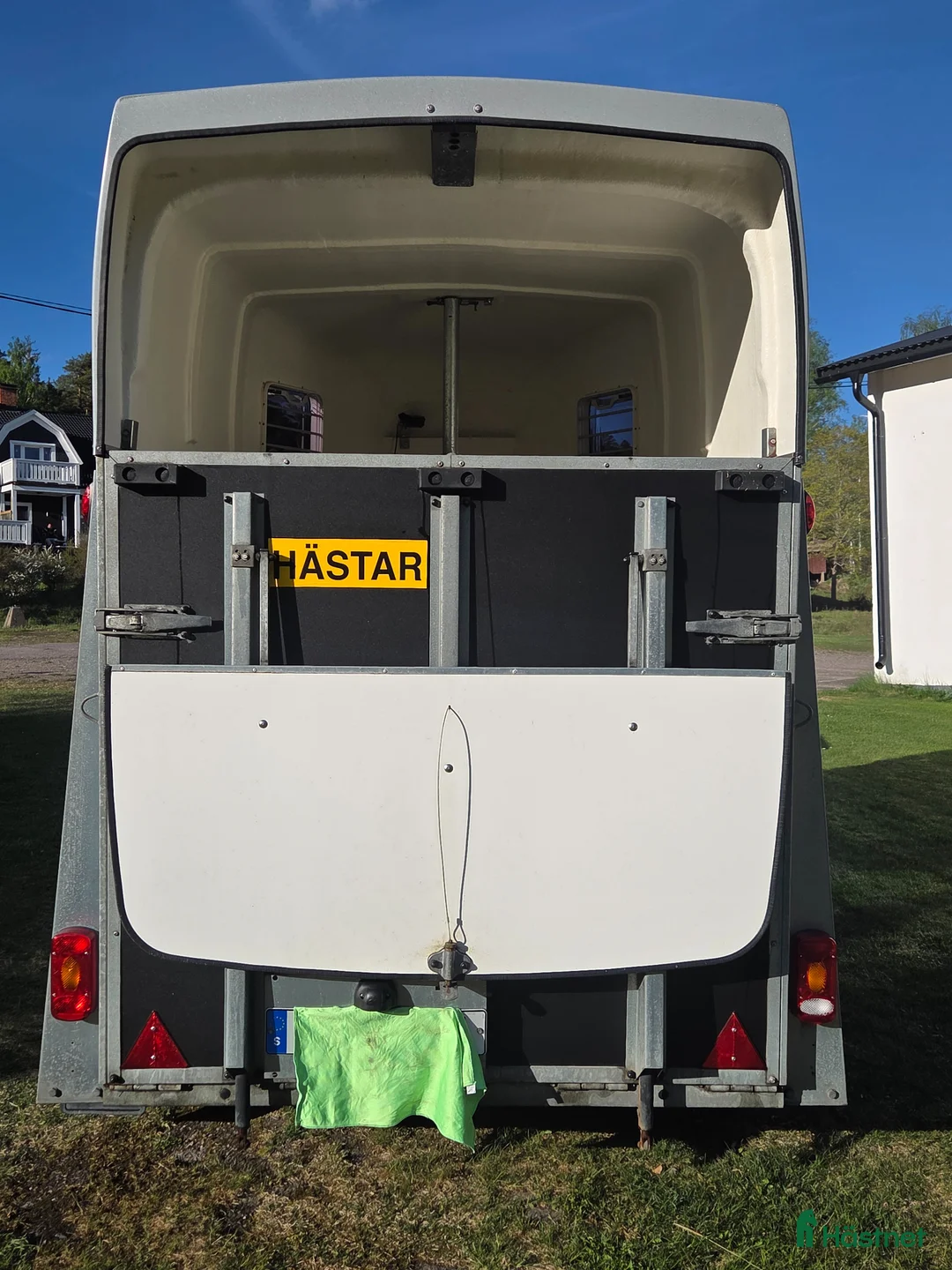 Hästtransporter  fordon & transport till salu: Thule hästtransport i Rejmyre - Annons 8