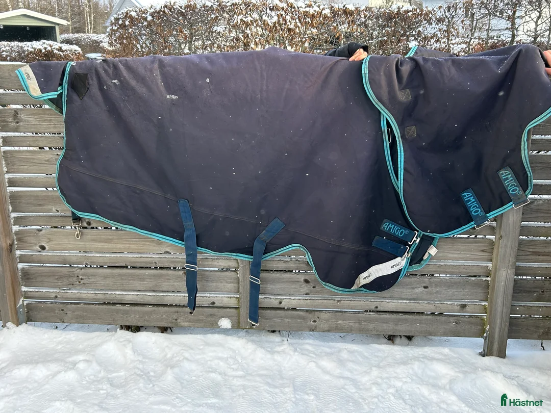 Täcken hästutrustning till salu: Horseware Amigo Bravo 12 turnout pony plus i Älmhult - Annons 2