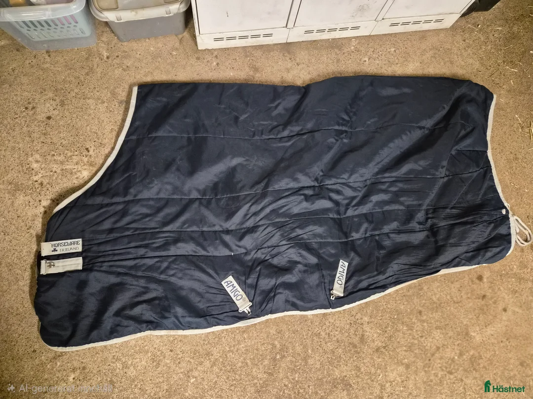 Täcken hästutrustning till salu: Amigo Insulator 200g i Växjö - Annons 2
