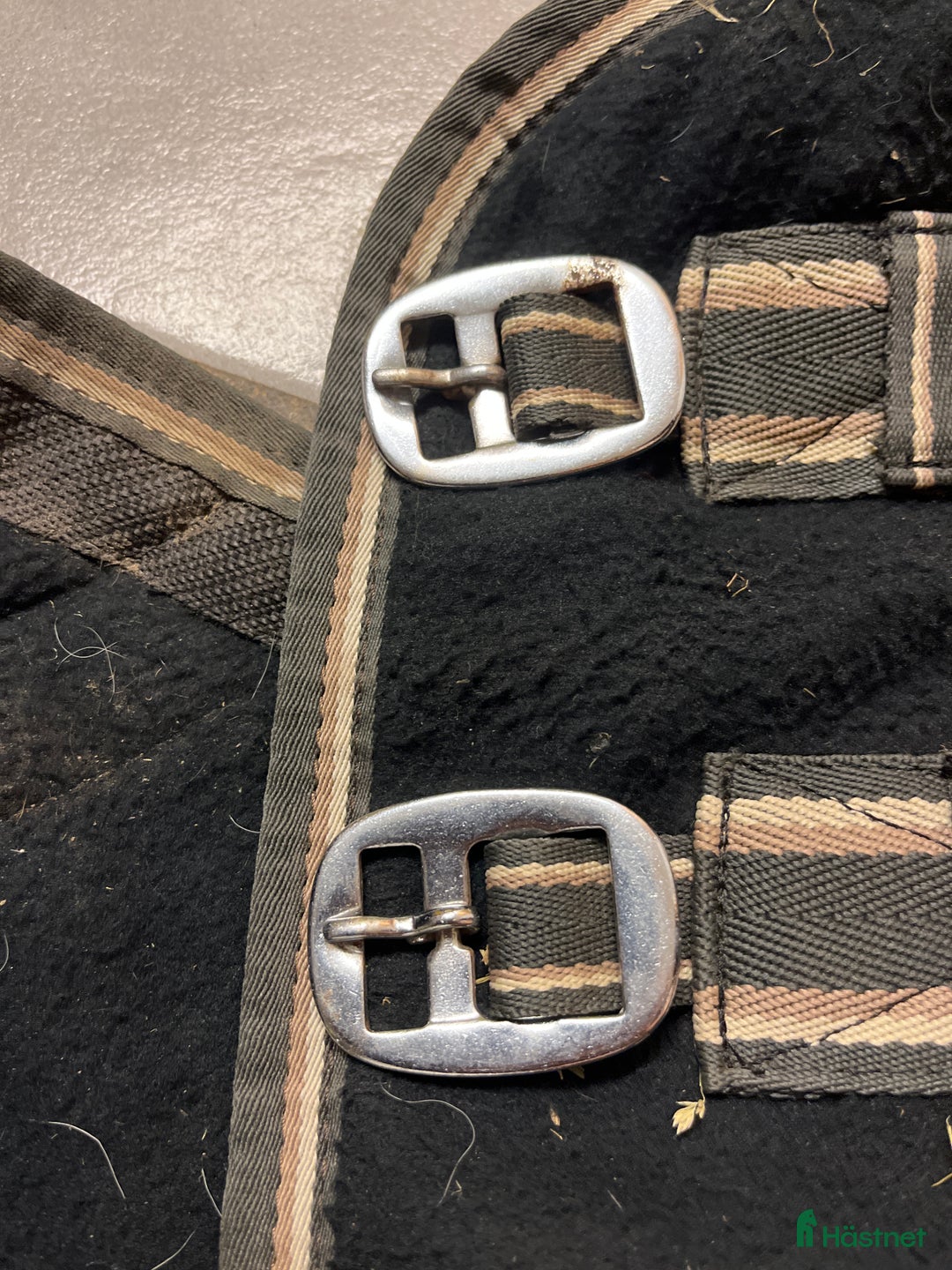 Täcken hästutrustning till salu: CAP Fleece täcke i Rättvik - Annons 4