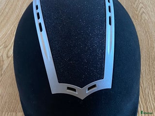 Hjälmar ryttarutrustning till salu: Ridhjäm i Sandviken - Annons 3