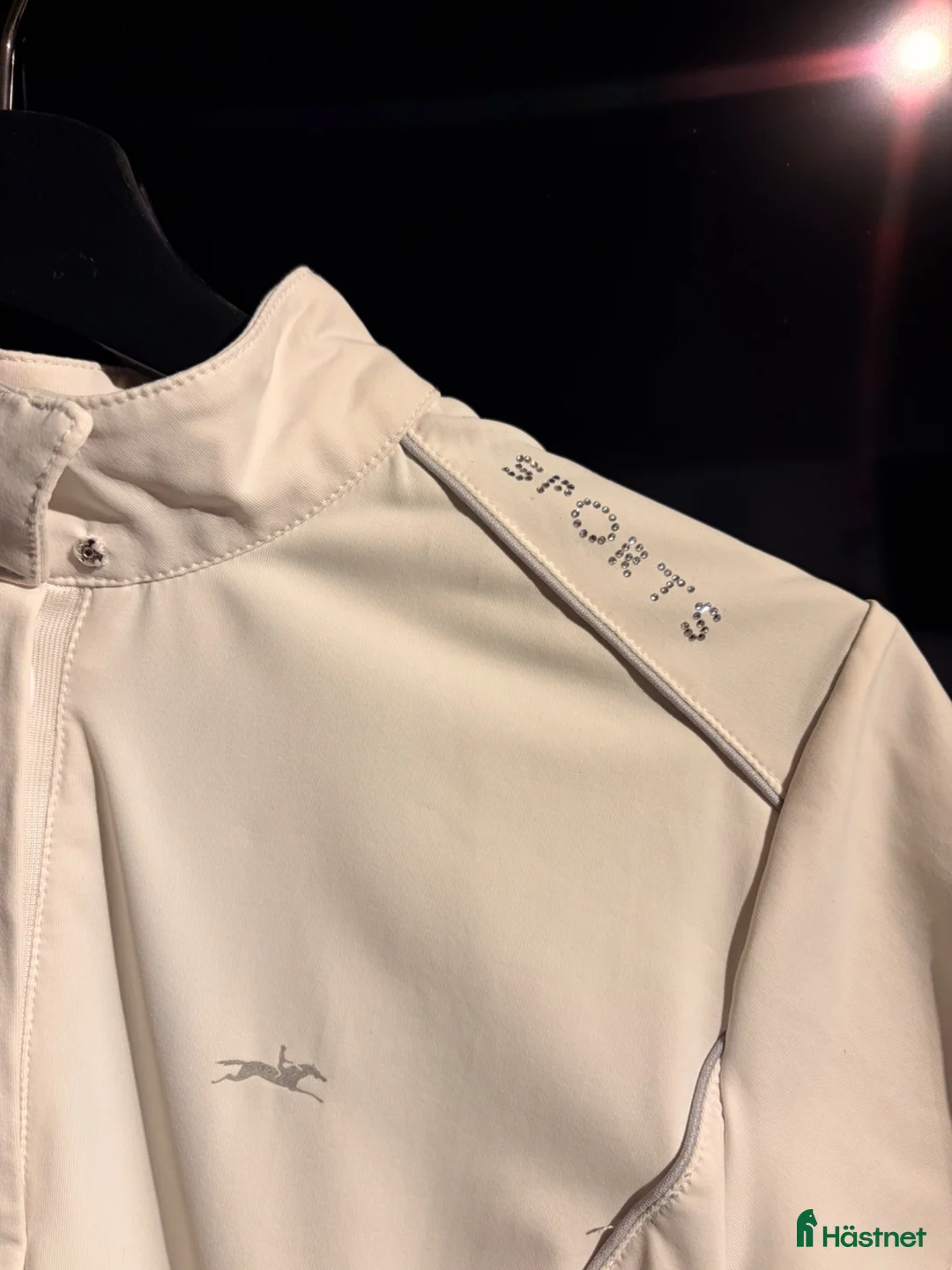 Övrigt Ridkläder ryttarutrustning till salu: Tävlings tröja - Annons 2